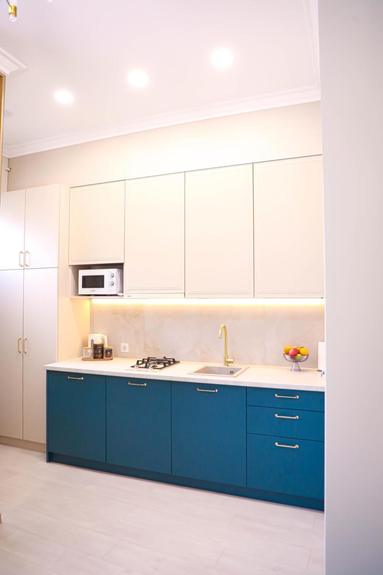 Modern Apartment, 3Mins To Opera Лвив Екстериор снимка